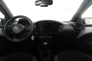 TOYOTA Aygo X usata 10