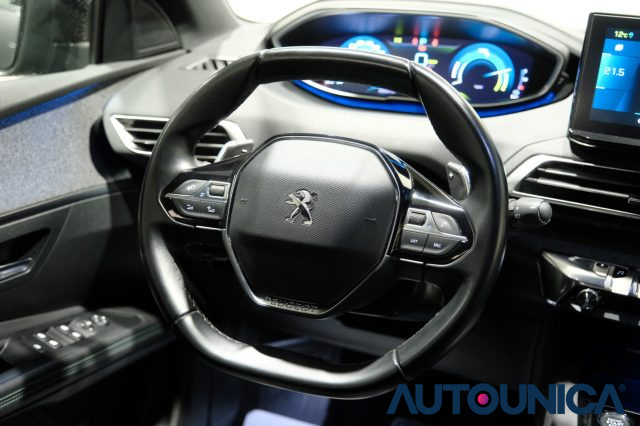 PEUGEOT 3008 usata, con Frenata d