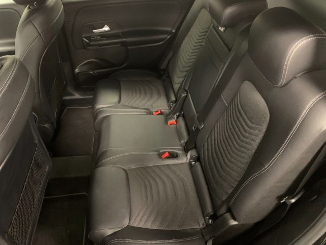 MERCEDES-BENZ GLB 200 usata, con Trazione integrale