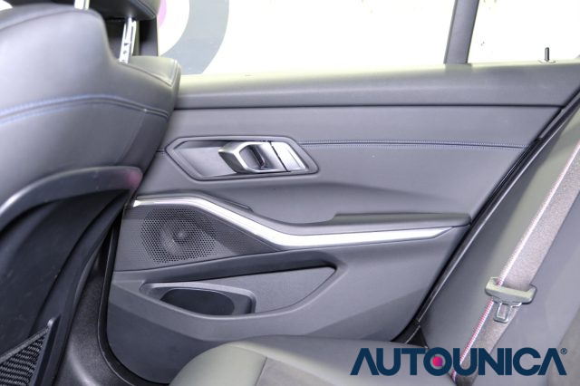 BMW 320 usata, con Monitoraggio pressione pneumatici