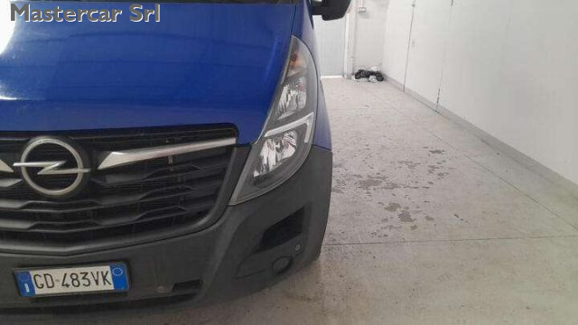 OPEL Movano usata, con Isofix