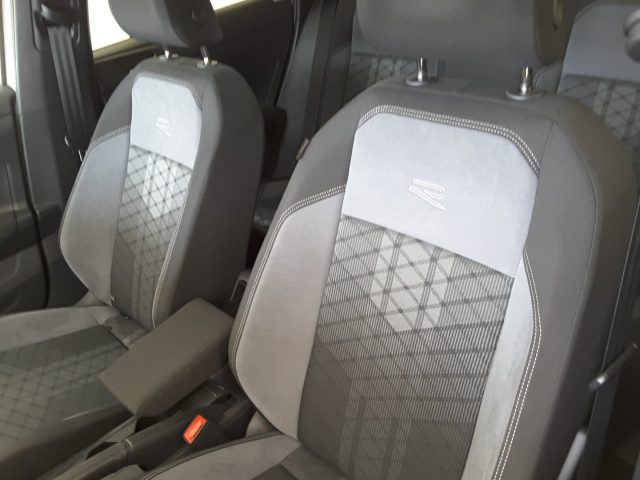 VOLKSWAGEN Taigo usata, con Boardcomputer