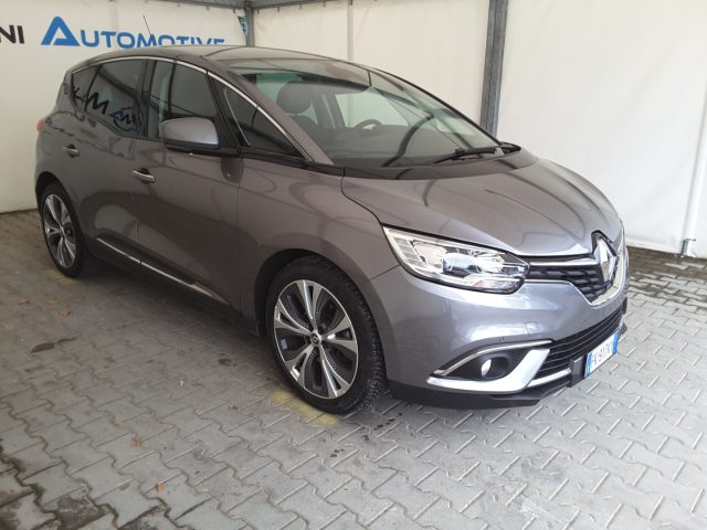 RENAULT Scenic usata, con Airbag