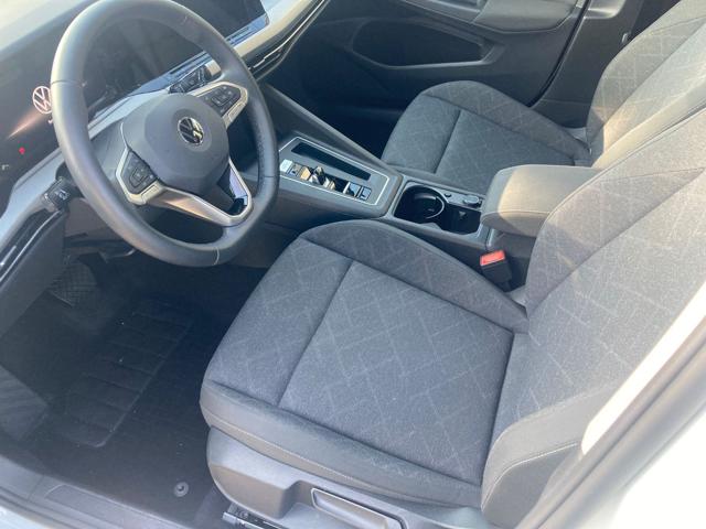 VOLKSWAGEN Golf usata, con Autoradio