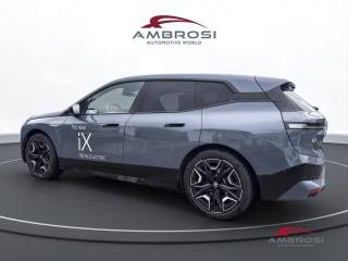 BMW iX usata 3