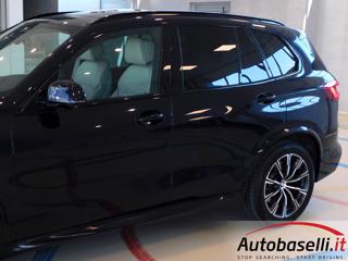 BMW X5 usata, con USB