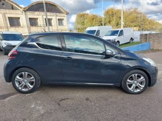 PEUGEOT 208 1.6 e-HDi 92 CV 3 porte