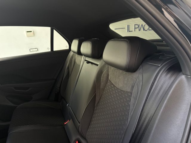 VOLKSWAGEN T-Roc usata, con Controllo vocale