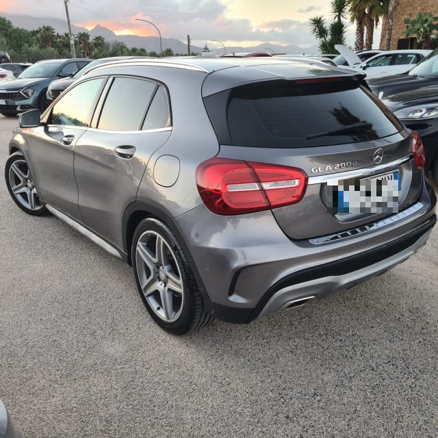 MERCEDES-BENZ GLA 200 usata, con Cerchi in lega