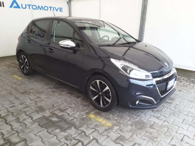 PEUGEOT 208 usata, con Airbag