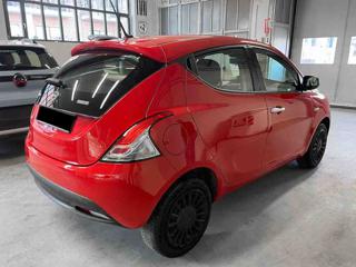 LANCIA Ypsilon usata, con Airbag laterali