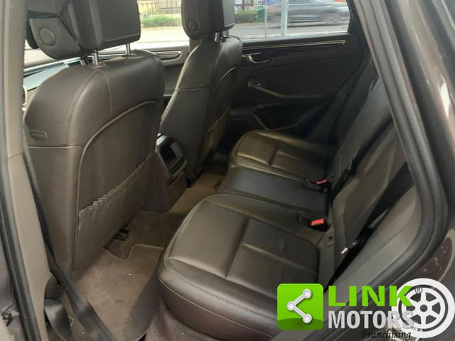 PORSCHE Macan usata, con Gancio traino