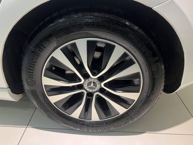 MERCEDES-BENZ A 180 usata, con Volante in pelle