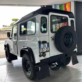 LAND ROVER Defender usata, con Climatizzatore