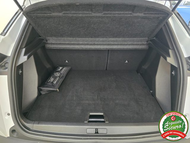 PEUGEOT 2008 usata, con Controllo automatico clima