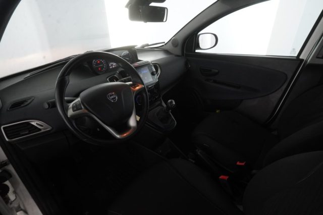LANCIA Ypsilon usata 8