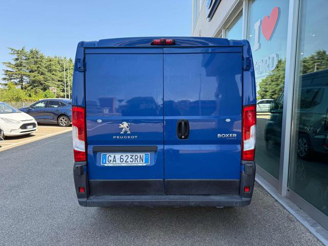PEUGEOT Boxer usata, con Servosterzo