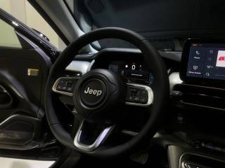 JEEP Avenger usata, con Volante in pelle