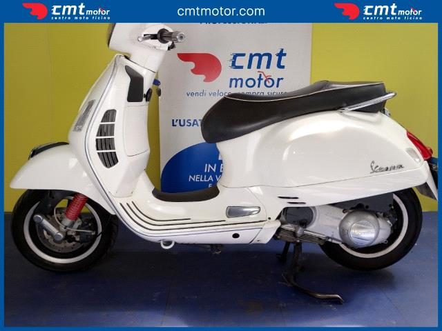 VESPA GTS 300 usata 2