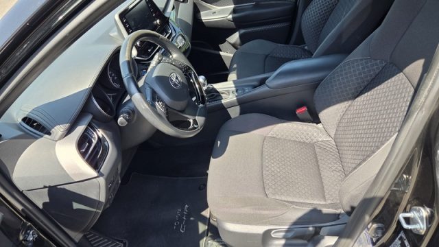 TOYOTA C-HR usata, con ESP