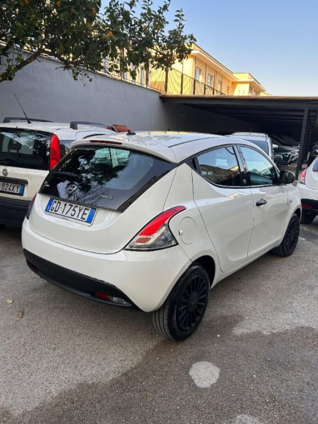 LANCIA Ypsilon usata, con Alzacristalli elettrici