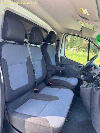 OPEL Vivaro usata, con Vivavoce