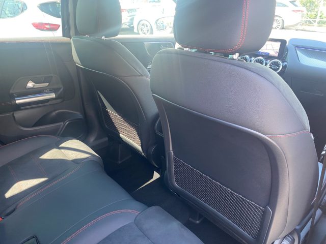 MERCEDES-BENZ GLA 200 usata, con Servosterzo