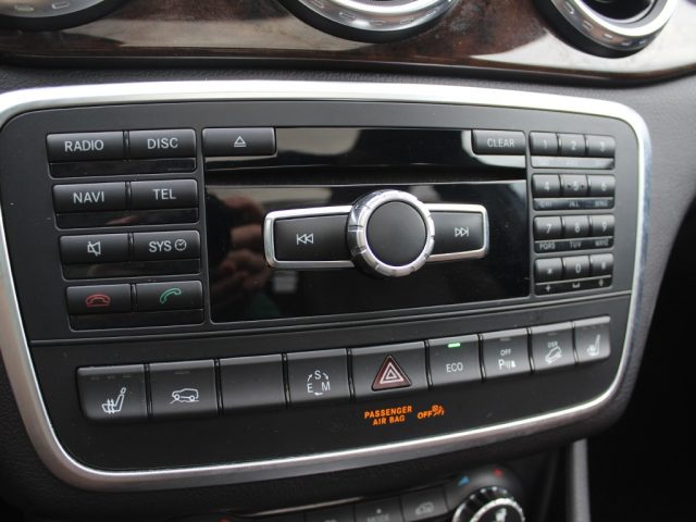 MERCEDES-BENZ GLA 220 usata, con Chiusura centralizzata telecomandata