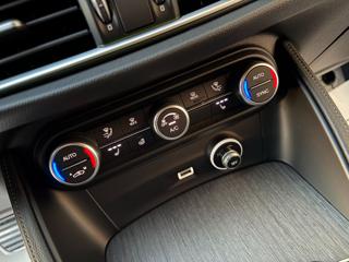 ALFA ROMEO Stelvio usata, con Fari Xenon