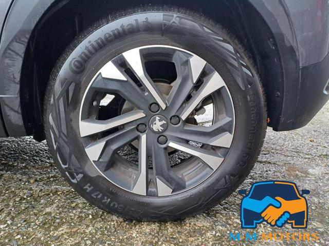PEUGEOT 2008 usata, con Park Distance Control