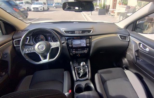 NISSAN Qashqai usata, con Volante in pelle
