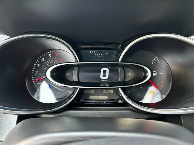 RENAULT Clio usata, con Boardcomputer
