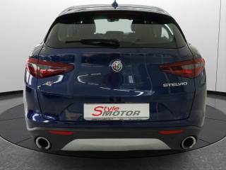 ALFA ROMEO Stelvio usata, con Sedile posteriore sdoppiato