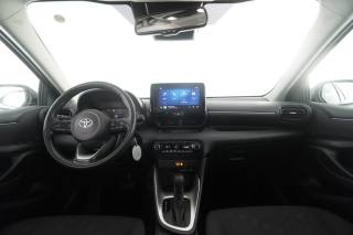 TOYOTA Yaris usata 4