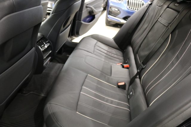 BMW 520 usata, con Fari LED