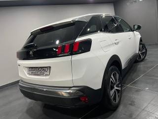 PEUGEOT 3008 usata, con Airbag laterali