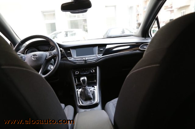 OPEL Astra usata, con Controllo trazione
