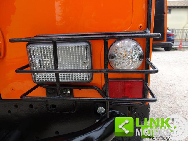 LAND ROVER Defender usata 28