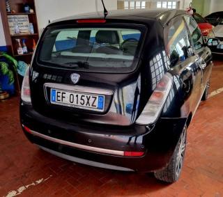 LANCIA Ypsilon usata, con Autoradio