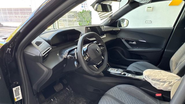 PEUGEOT 2008 usata, con Chiusura centralizzata