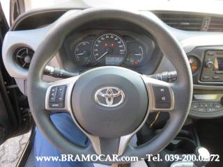 TOYOTA Yaris usata, con Servosterzo