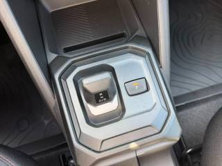 DACIA Duster usata, con Sensori di parcheggio posteriori