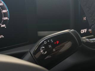 VOLKSWAGEN T-Roc usata, con Servosterzo