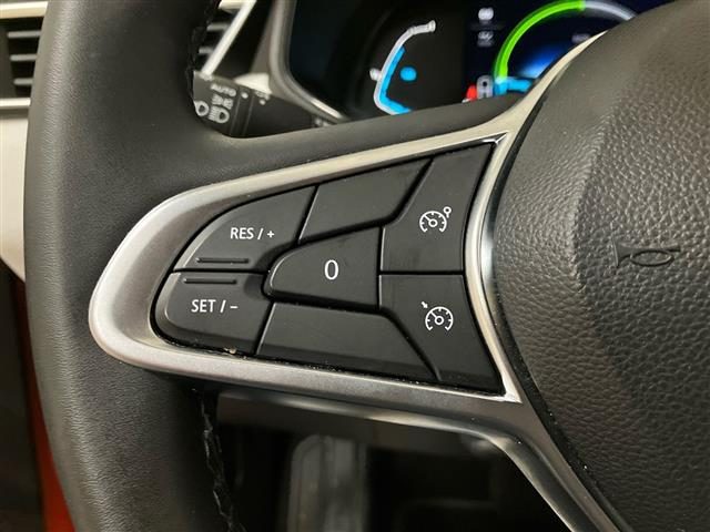 RENAULT Clio usata, con Sensori di parcheggio posteriori