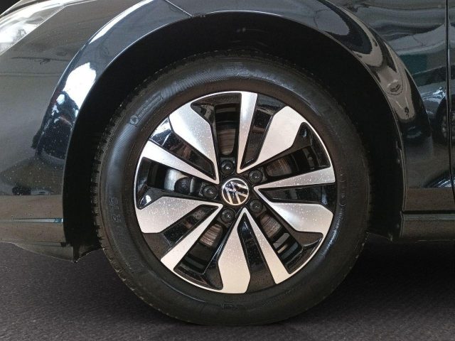 VOLKSWAGEN Golf usata, con Climatizzatore