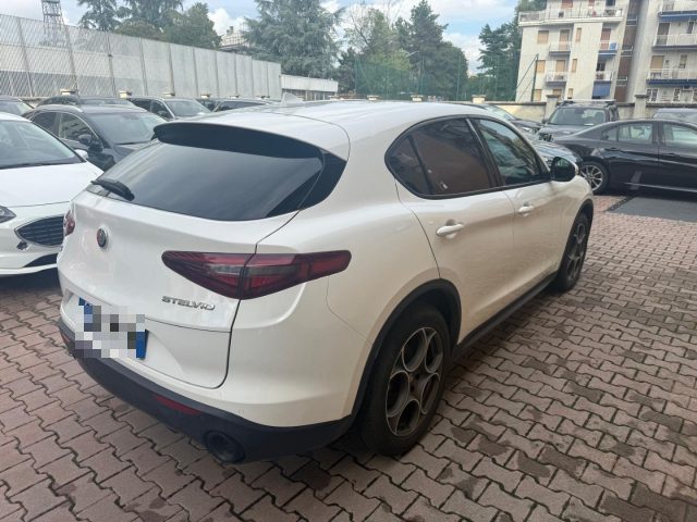 ALFA ROMEO Stelvio usata, con Autoradio