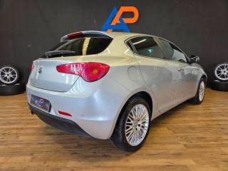 ALFA ROMEO Giulietta usata, con Airbag Passeggero