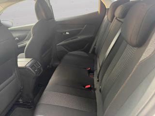 PEUGEOT 3008 usata, con Controllo automatico clima