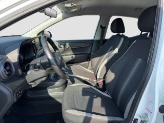 HYUNDAI i10 usata 9