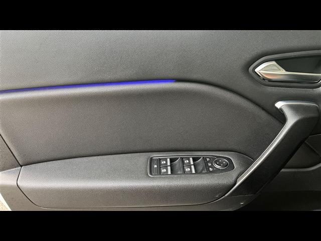 RENAULT Captur usata, con USB